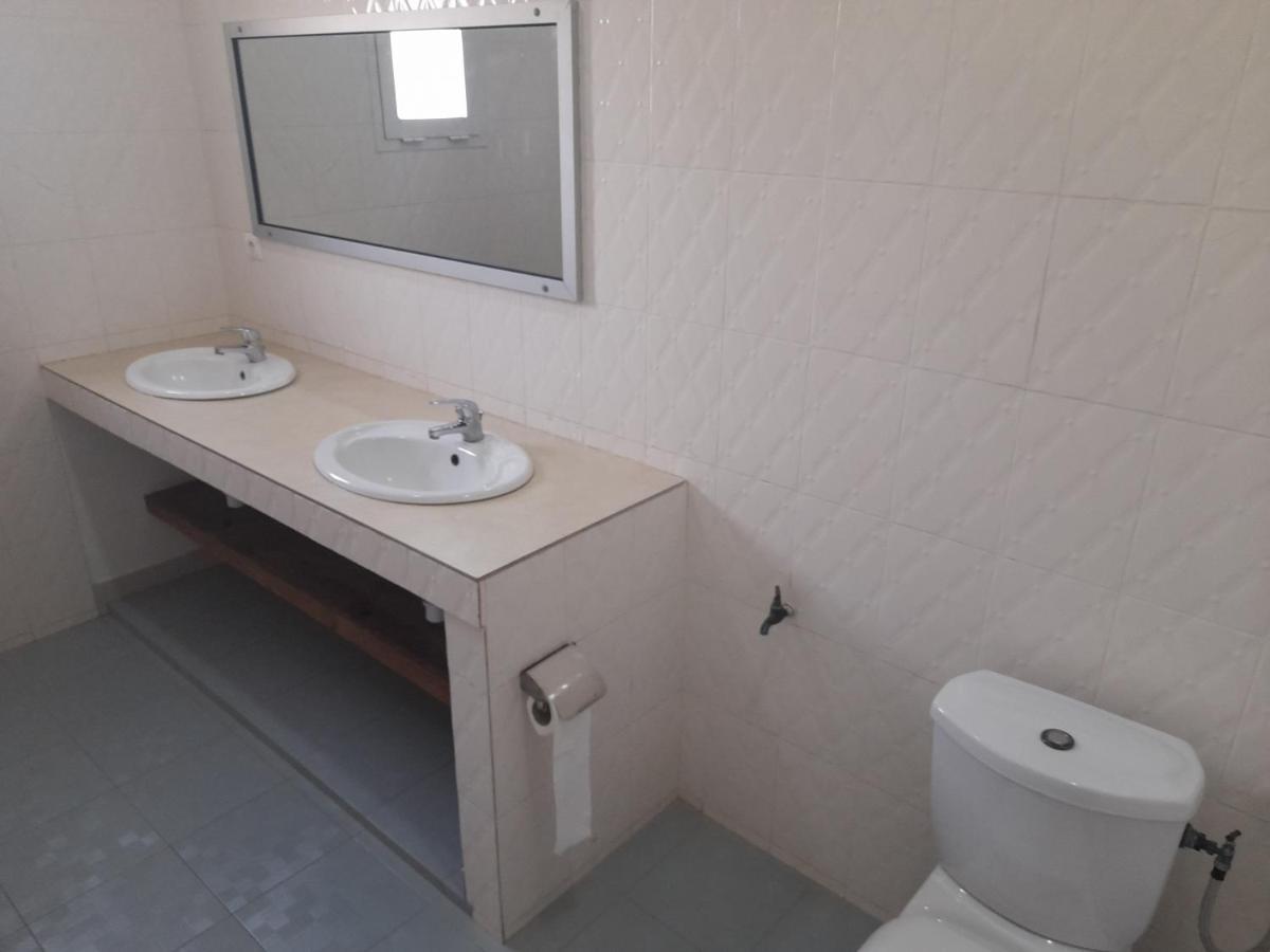 Appartement Familial Spacieux Avec Climatisation Зигинчор Екстериор снимка