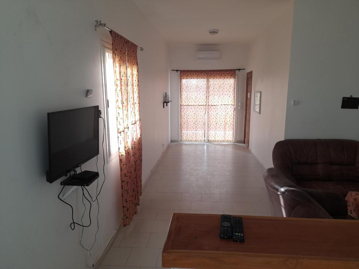 Appartement Familial Spacieux Avec Climatisation Зигинчор Екстериор снимка